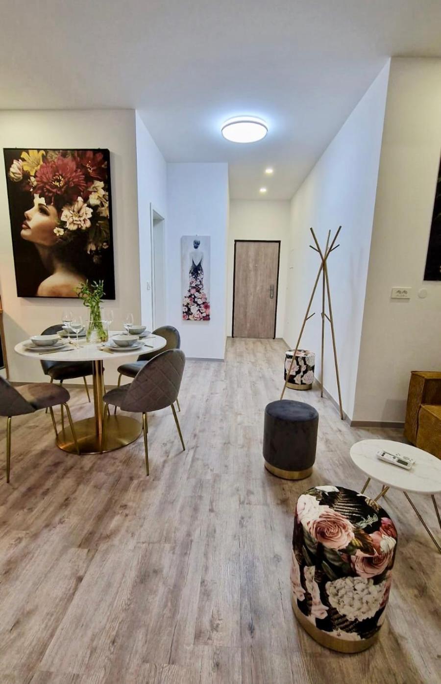 Ljubljana Central Cozy Apartment W Free Parking Екстериор снимка